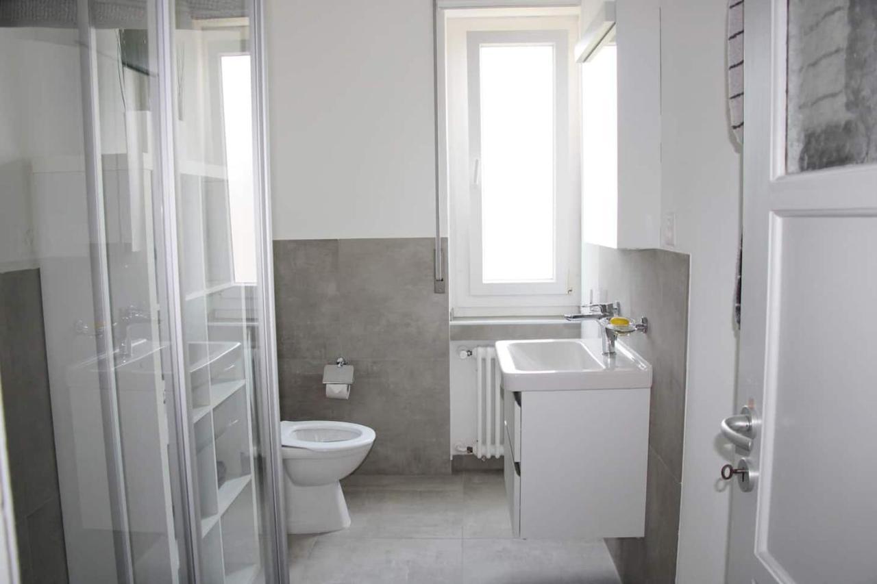 New & Modern Apartment With Beautiful Lake View! Lugano Exterior photo